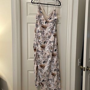 Lulus pink floral maxi dress with slit